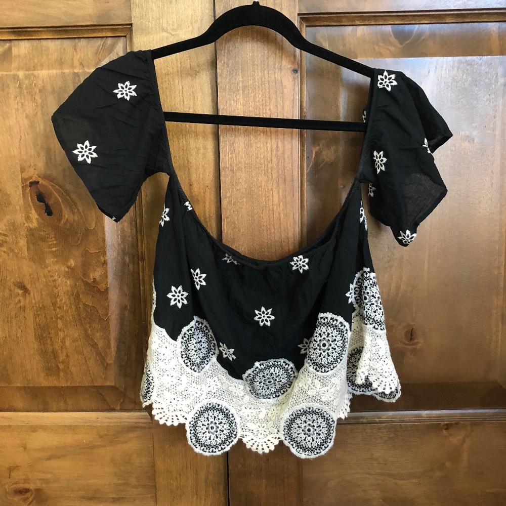 Nordstrom Off The Shoulder Eyelet Crop Top